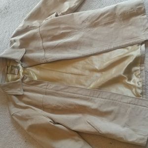 A 100% leather VINTAGE jacket